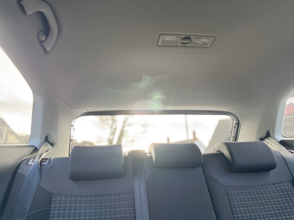 Used Volkswagen Polo 2015 for sale - 76909894: Photo 36