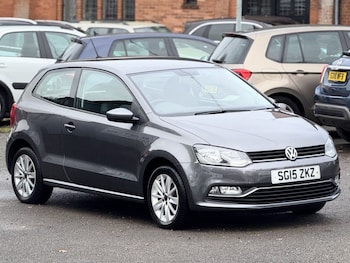 Used Volkswagen Polo 2015 for sale - 76909894: Photo