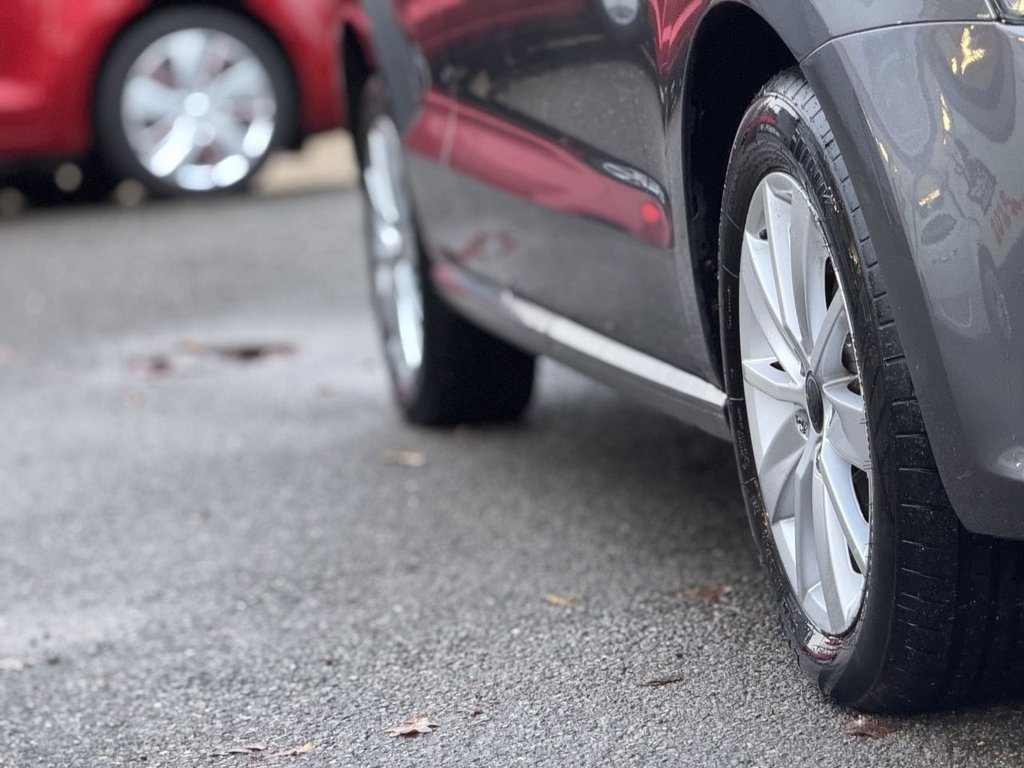 Used Volkswagen Polo 2015 for sale - 76909894: Photo 43