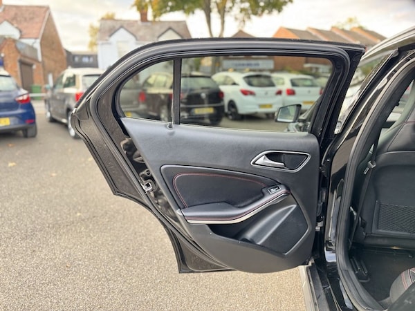 Used Mercedes-Benz GLA 2017 for sale - 76210101: Photo 19