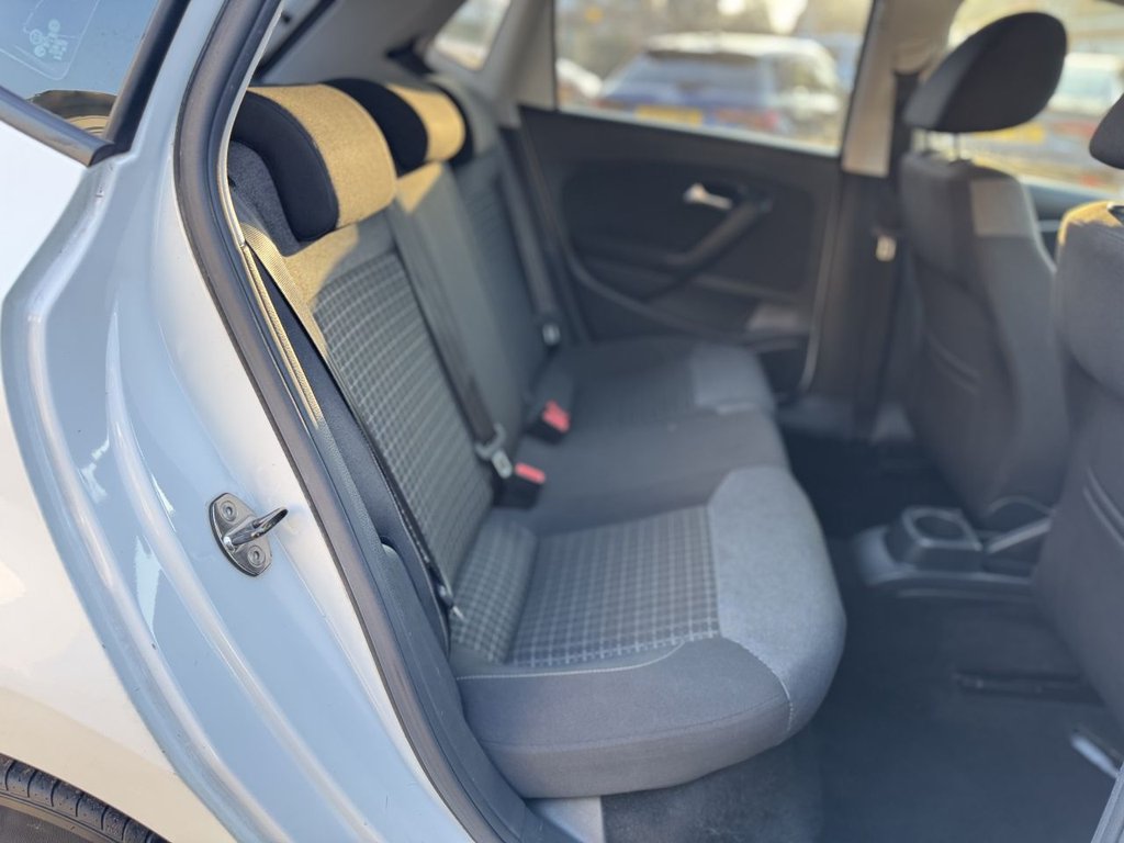 Used Volkswagen Polo 2015 for sale - 77780339: Photo 13