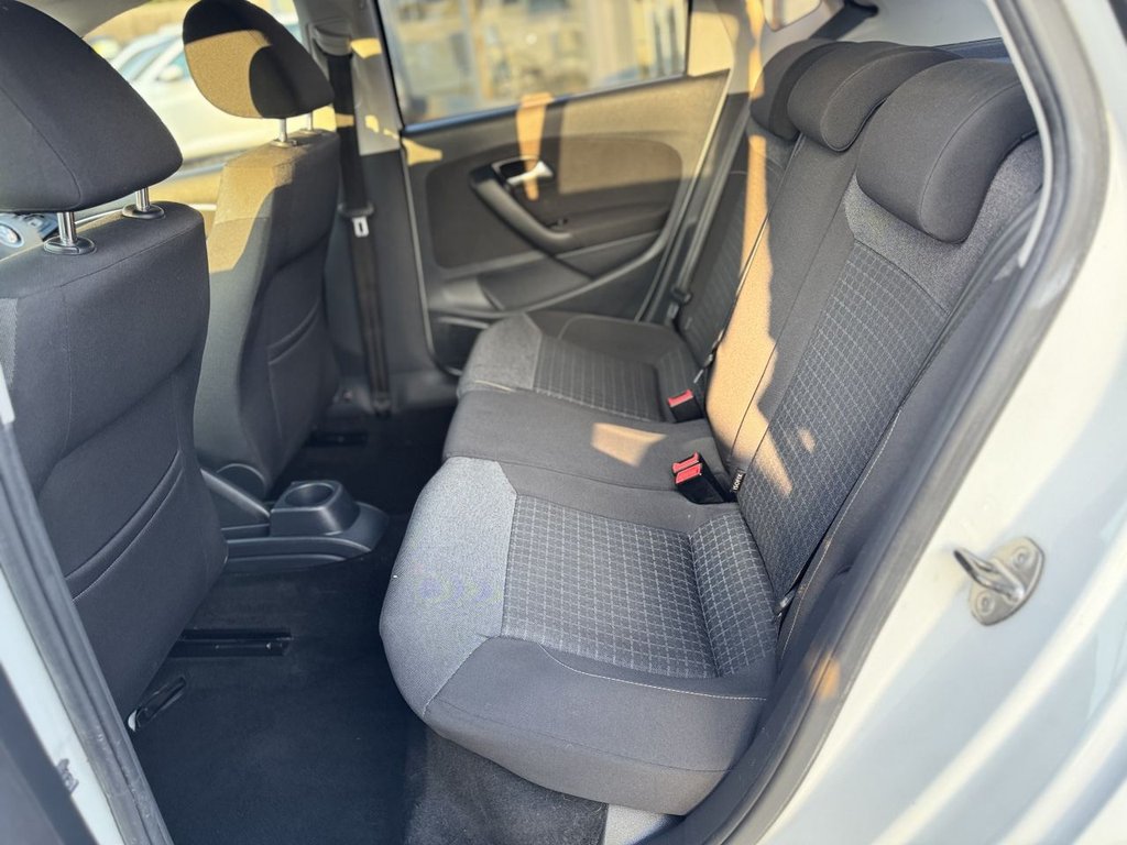 Used Volkswagen Polo 2015 for sale - 77780339: Photo 14