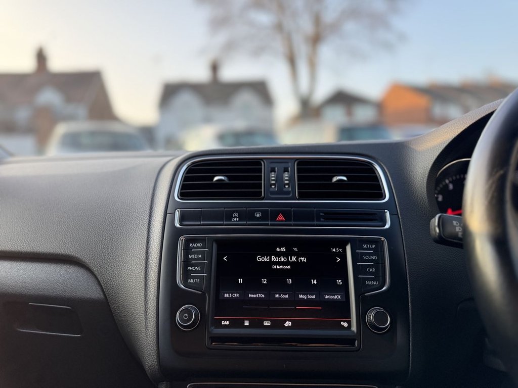 Used Volkswagen Polo 2015 for sale - 77780339: Photo 17