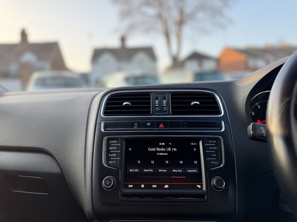 Used Volkswagen Polo 2015 for sale - 77780339: Photo 19