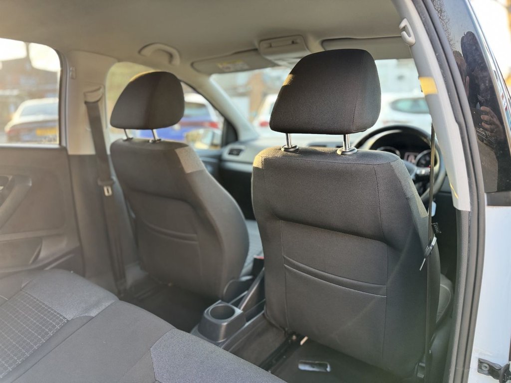 Used Volkswagen Polo 2015 for sale - 77780339: Photo 22