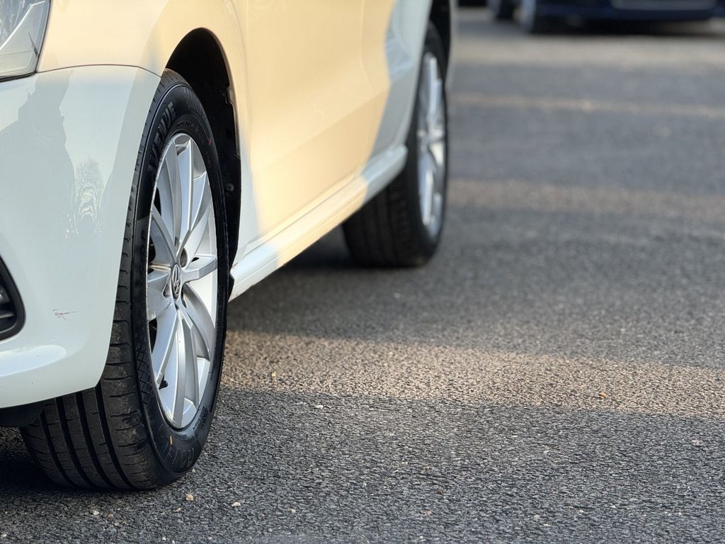 Used Volkswagen Polo 2015 for sale - 77780339: Photo 36