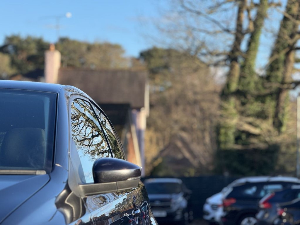 Used Volkswagen Polo 2016 for sale - 77719944: Photo 28