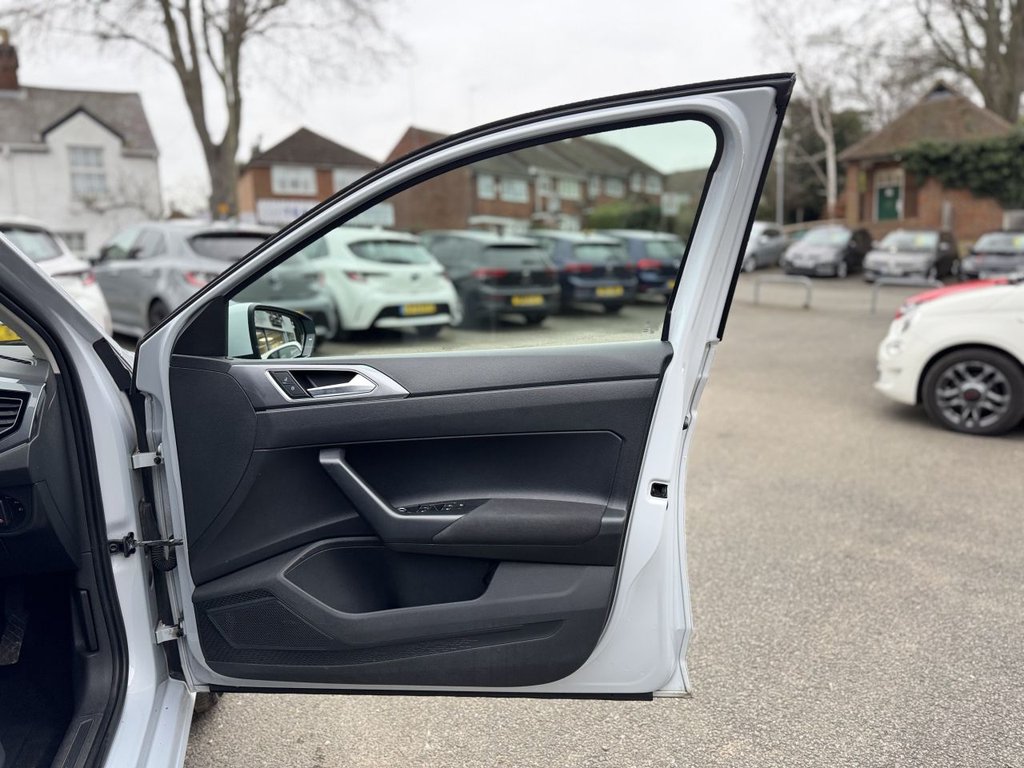 Used Volkswagen Polo 2018 for sale - 77780303: Photo 18