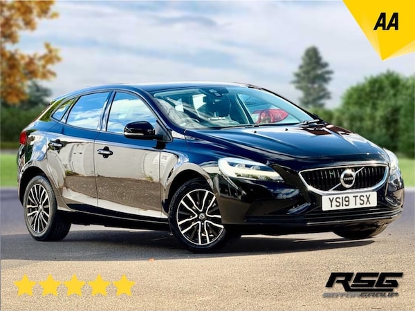 Used Volvo V40 2019 for sale - 75207327: Photo 1