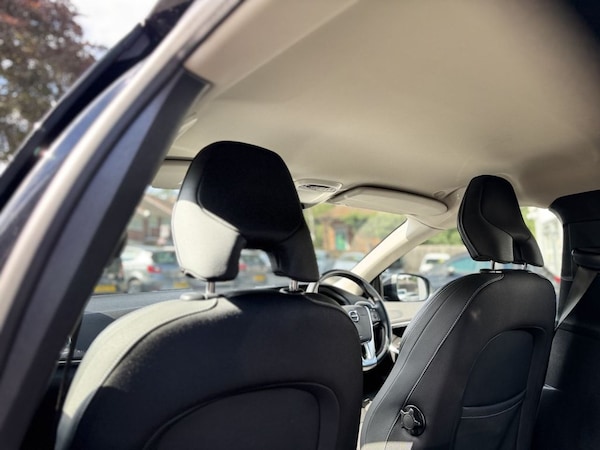 Used Volvo V40 2019 for sale - 75207327: Photo 25