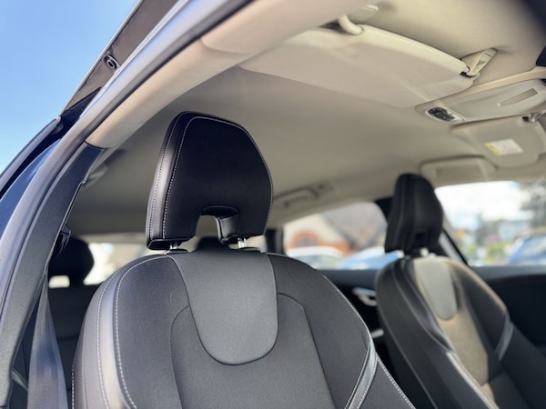 Used Volvo V40 2019 for sale - 75207327: Photo 29