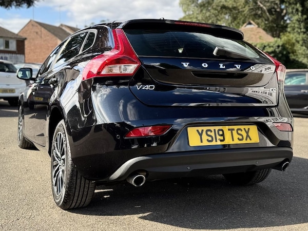 Used Volvo V40 2019 for sale - 75207327: Photo 41