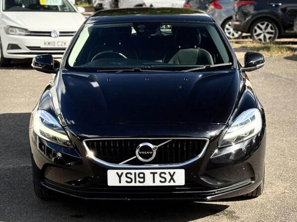 Used Volvo V40 2019 for sale - 75207327: Photo 5