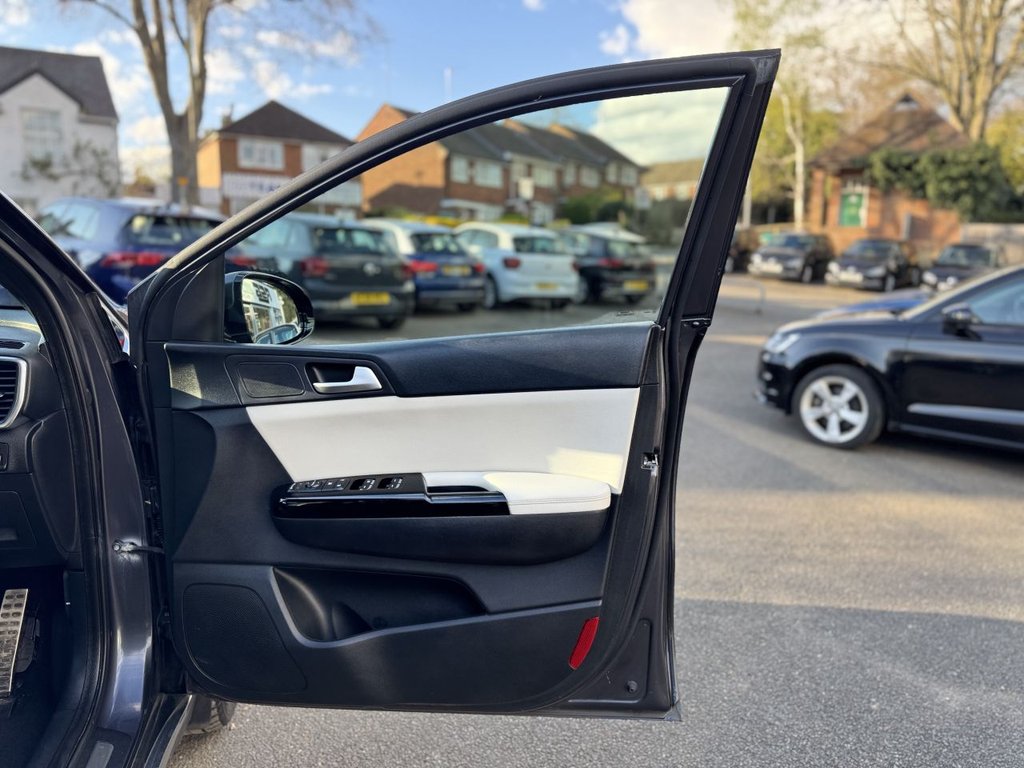 Used Kia Sportage 2018 for sale - 78102617: Photo 33