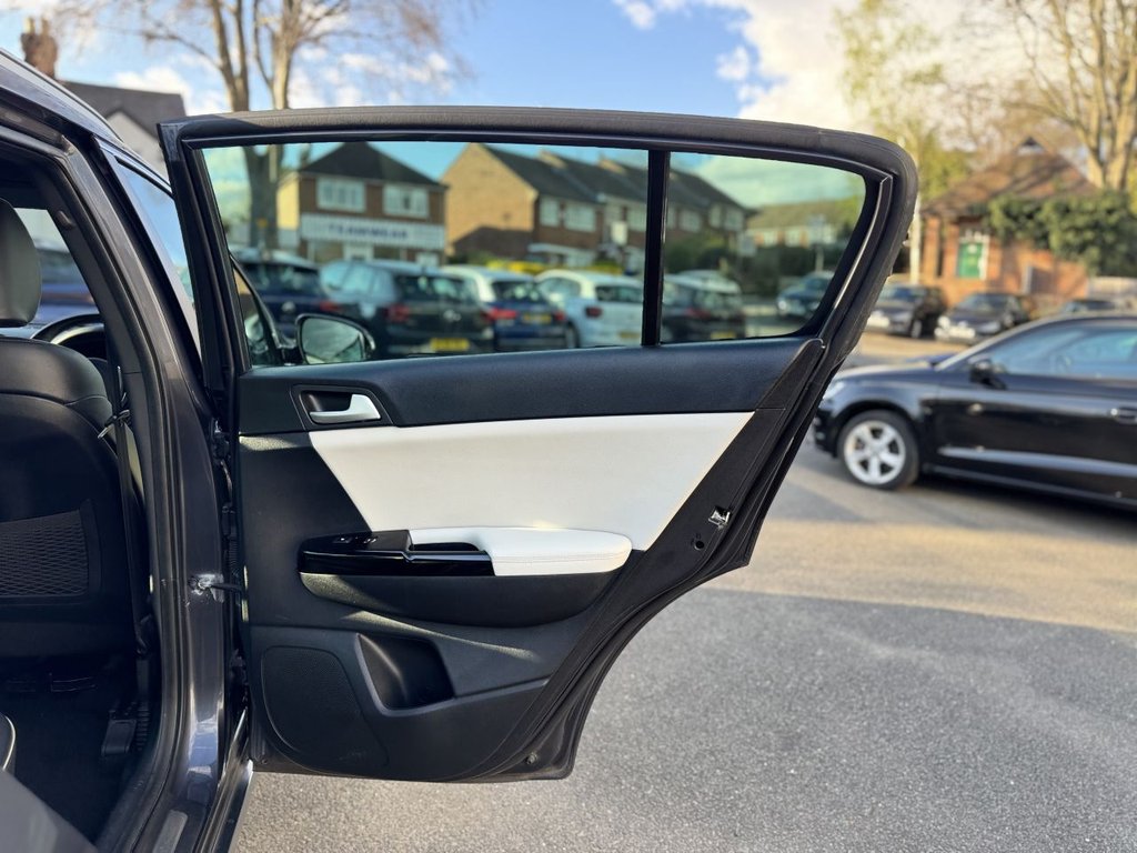 Used Kia Sportage 2018 for sale - 78102617: Photo 39