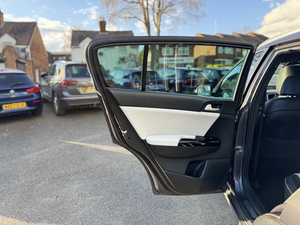 Used Kia Sportage 2018 for sale - 78102617: Photo 45