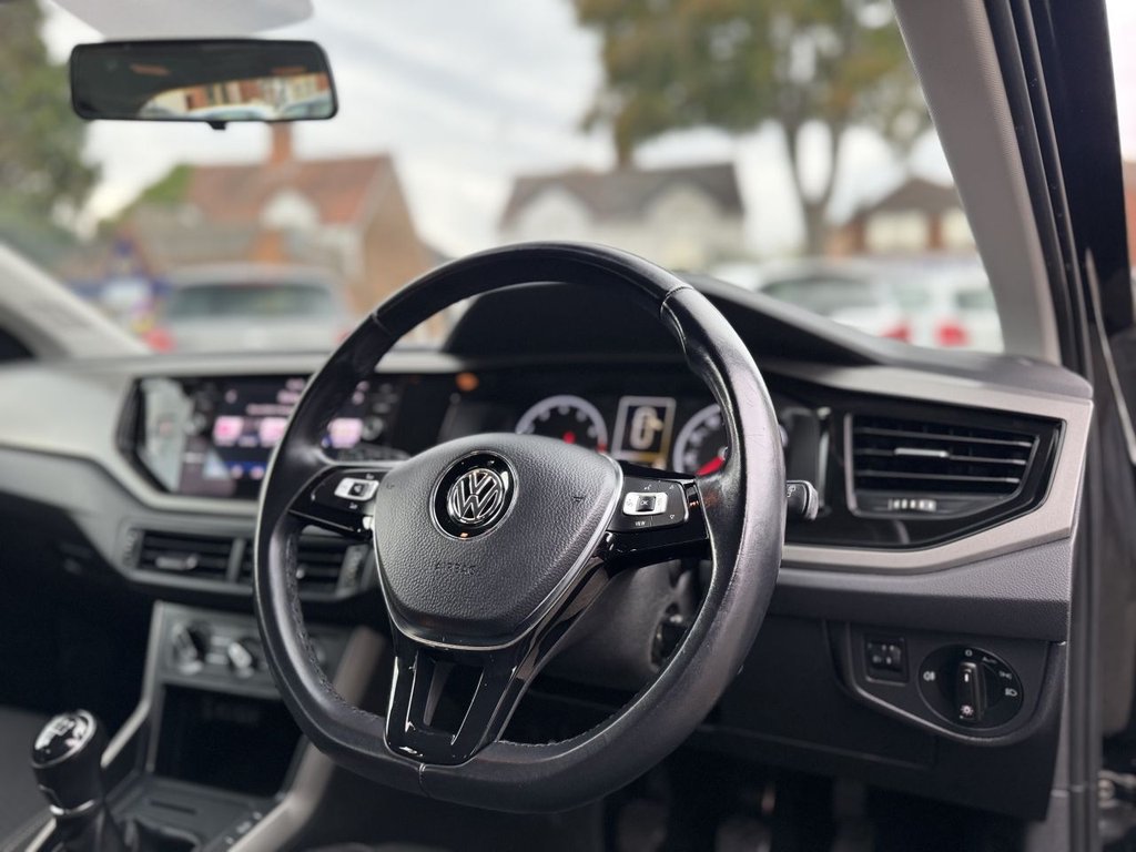 Used Volkswagen Polo 2018 for sale - 76176162: Photo 37