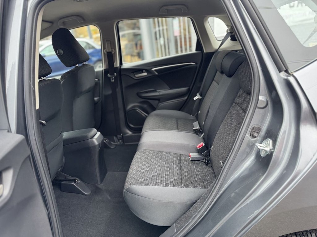 Used Honda Jazz 2017 for sale - 77791989: Photo 15