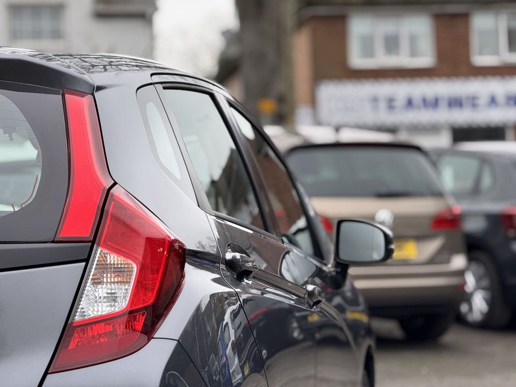 Used Honda Jazz 2017 for sale - 77791989: Photo 34