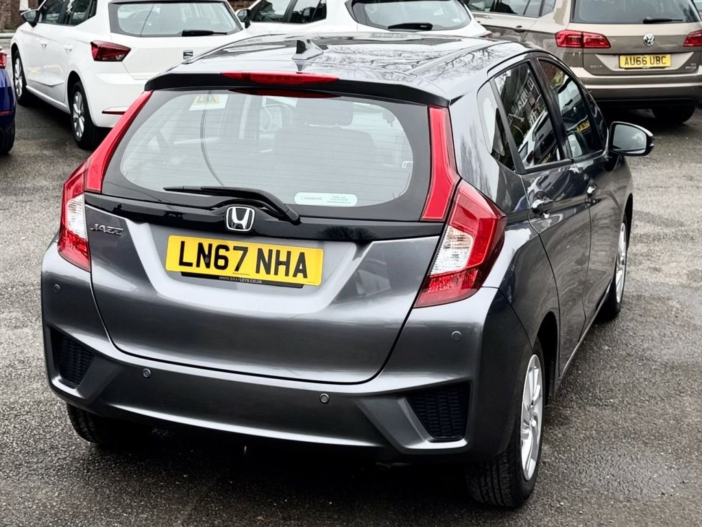 Used Honda Jazz 2017 for sale - 77791989: Photo 38