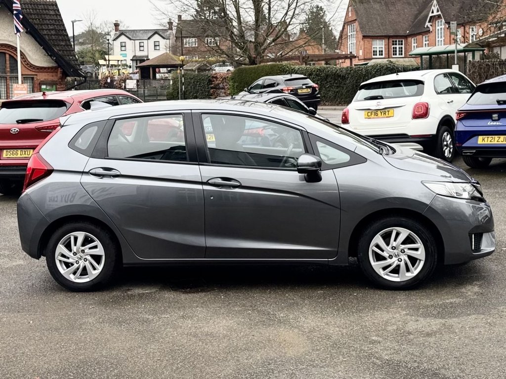 Used Honda Jazz 2017 for sale - 77791989: Photo 7