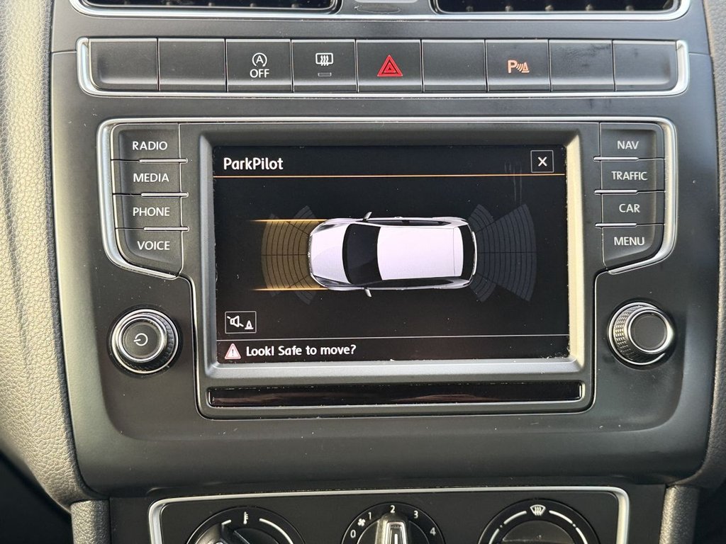 Used Volkswagen Polo 2016 for sale - 76406424: Photo 17