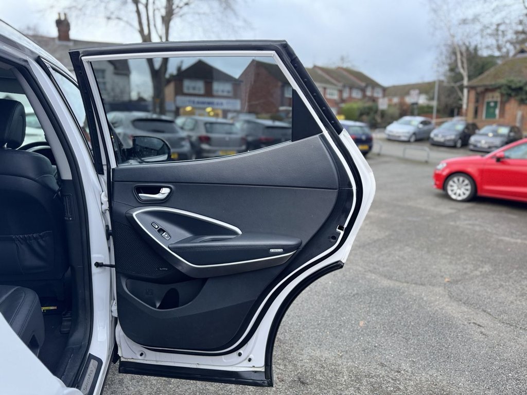 Used Hyundai Santa Fe 2016 for sale - 77558174: Photo 42