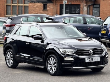 Used Volkswagen T-Roc 2018 for sale - 78828789: Photo