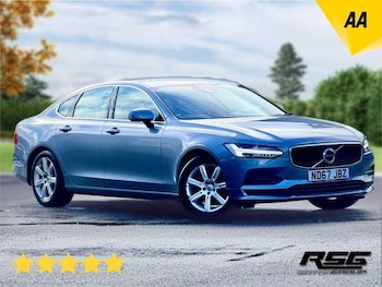 2018 (67) - 2.0 D4 Momentum Saloon 4dr Diesel Auto Euro 6 (s/s) (190 ps)