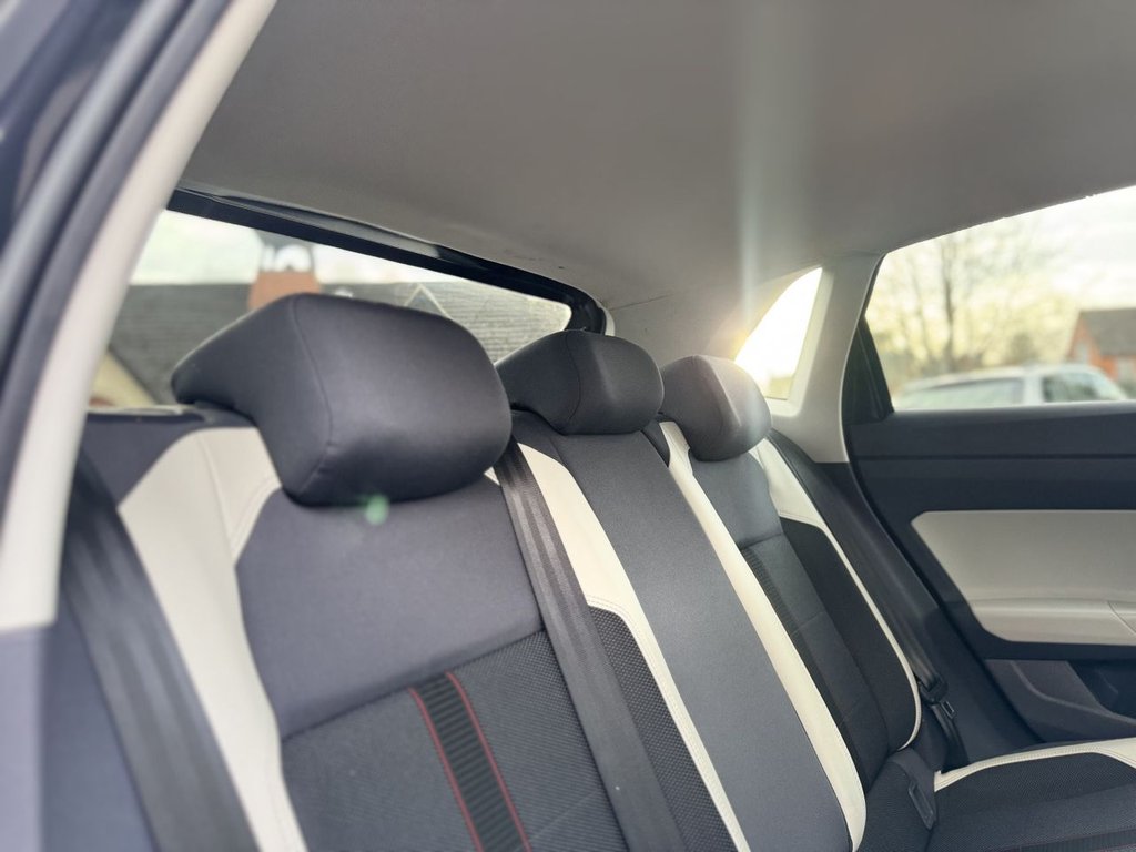 Used Volkswagen Polo 2018 for sale - 77355817: Photo 43