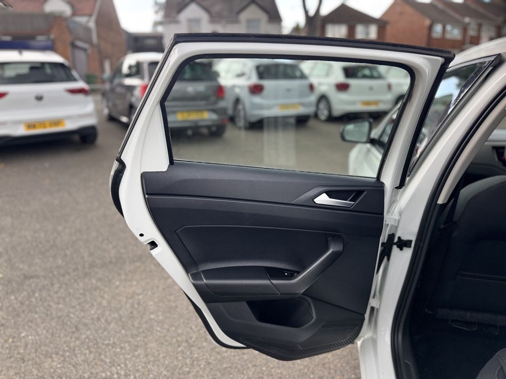 Used Volkswagen Polo 2018 for sale - 76385992: Photo 18