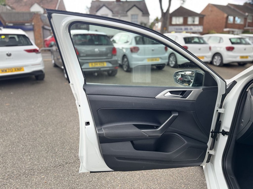 Used Volkswagen Polo 2018 for sale - 76385992: Photo 24