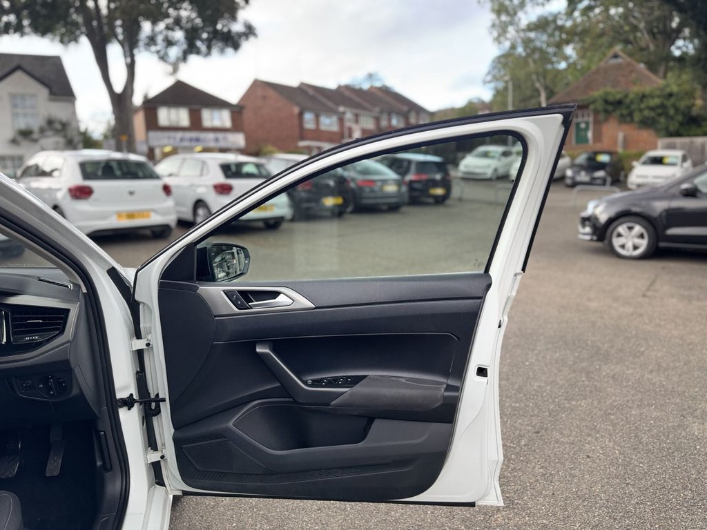 Used Volkswagen Polo 2018 for sale - 76385992: Photo 27