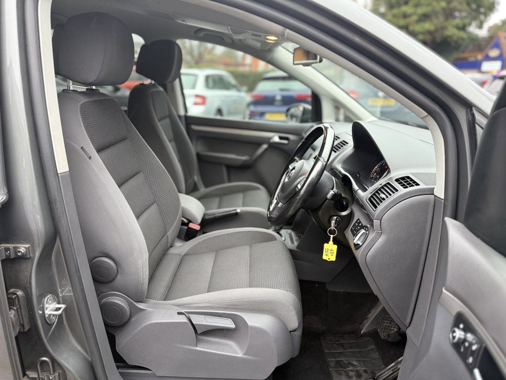 Used Volkswagen Touran 2015 for sale - 77288450: Photo 12