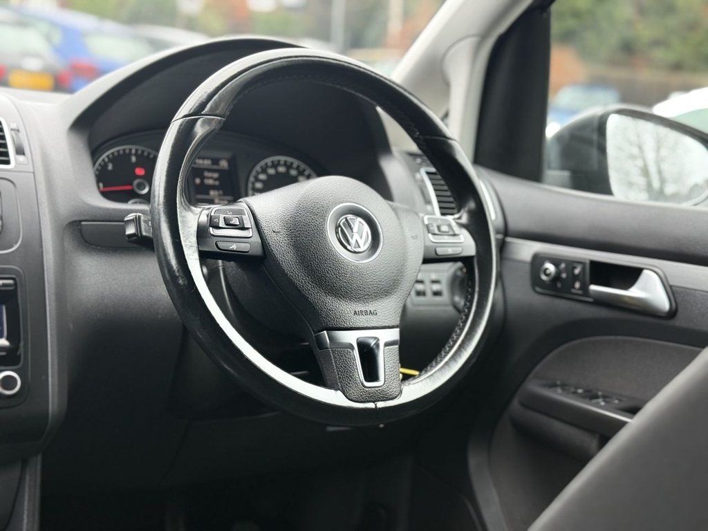 Used Volkswagen Touran 2015 for sale - 77288450: Photo 20