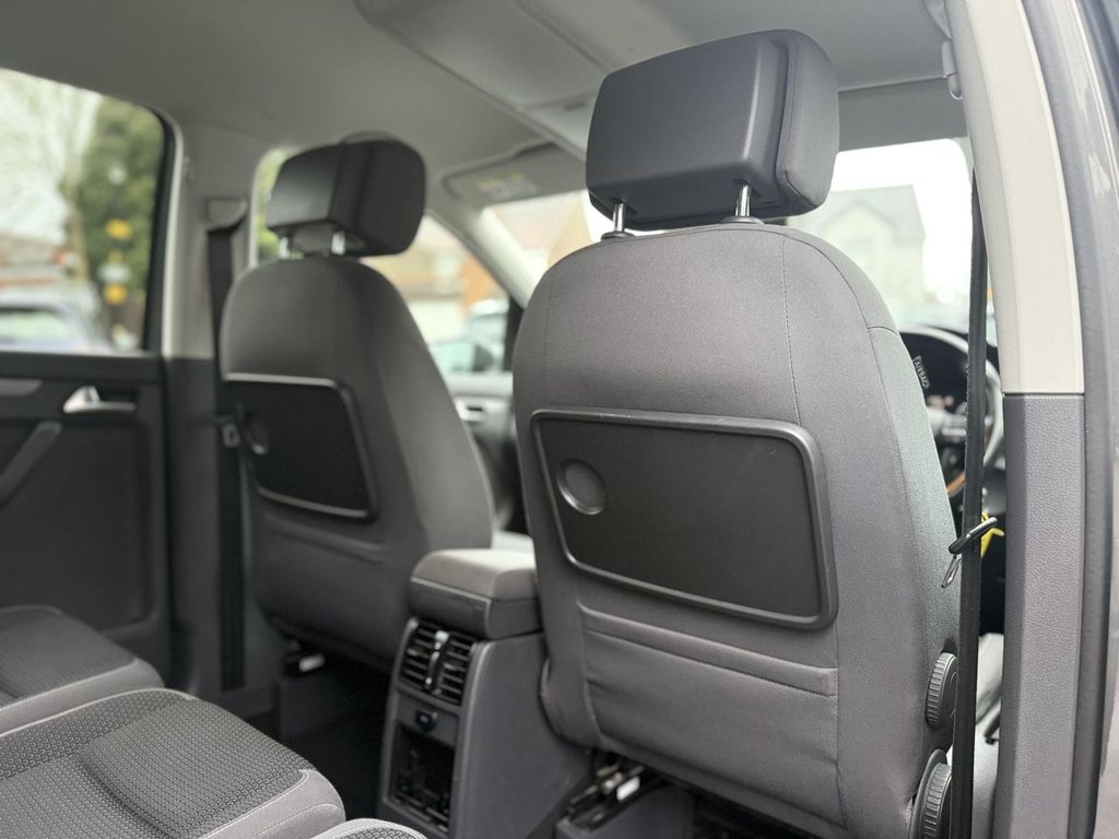 Used Volkswagen Touran 2015 for sale - 77288450: Photo 29