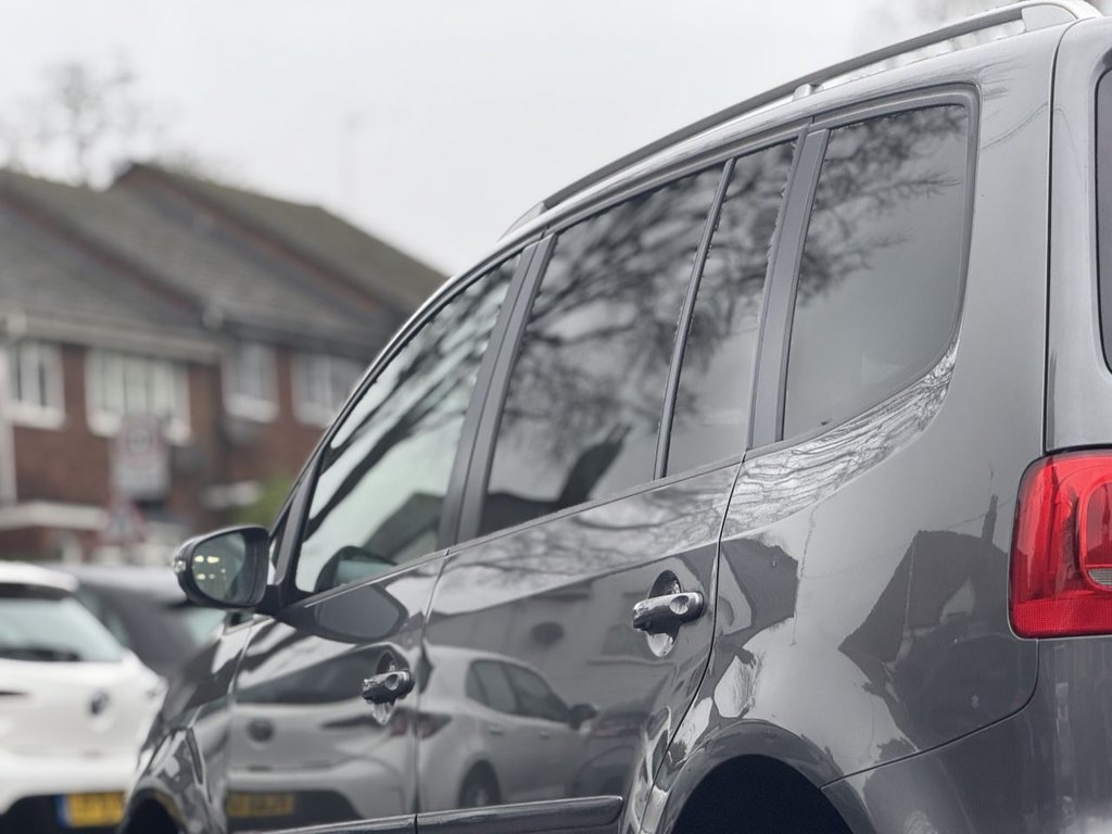 Used Volkswagen Touran 2015 for sale - 77288450: Photo 46