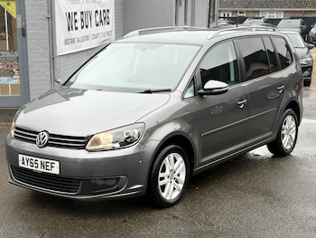 Used Volkswagen Touran 2015 for sale - 77288450: Photo