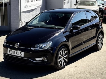 Used Volkswagen Polo 2016 for sale - 78444350: Photo