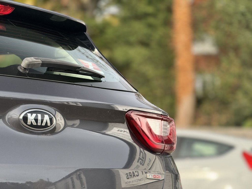 Used Kia Stonic 2019 for sale - 76454118: Photo 33