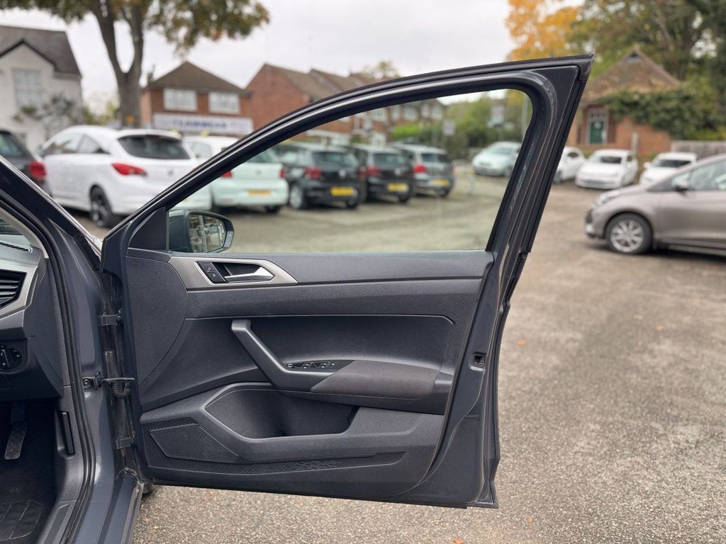 Used Volkswagen Polo 2018 for sale - 76291056: Photo 32