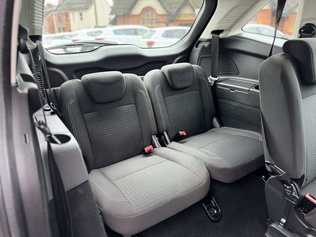 Used Ford Grand C-Max 2018 for sale - 76654758: Photo 15