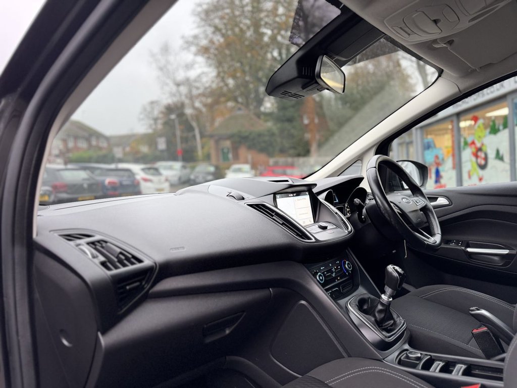 Used Ford Grand C-Max 2018 for sale - 76654758: Photo 25