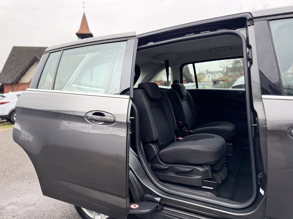 Used Ford Grand C-Max 2018 for sale - 76654758: Photo 26