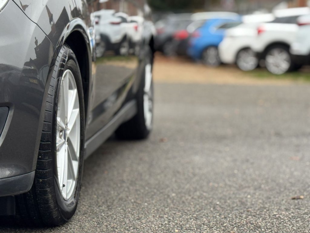 Used Ford Grand C-Max 2018 for sale - 76654758: Photo 36