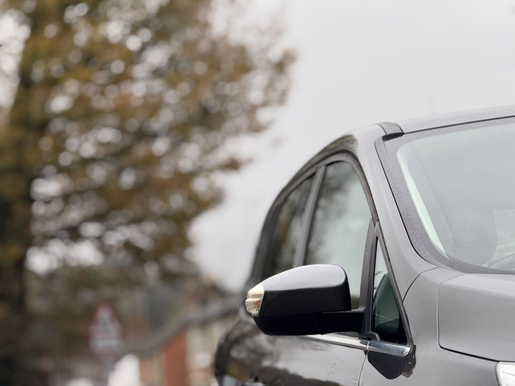 Used Ford Grand C-Max 2018 for sale - 76654758: Photo 48