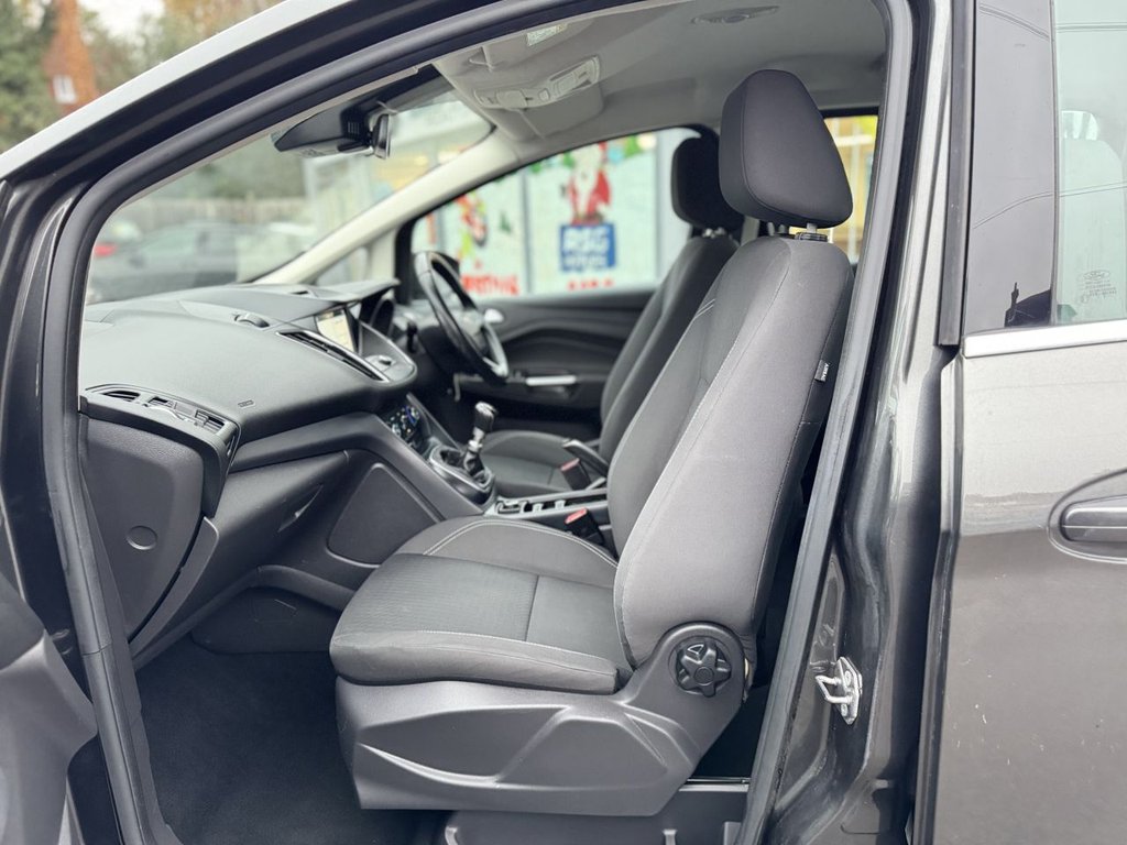 Used Ford Grand C-Max 2018 for sale - 76654758: Photo 50