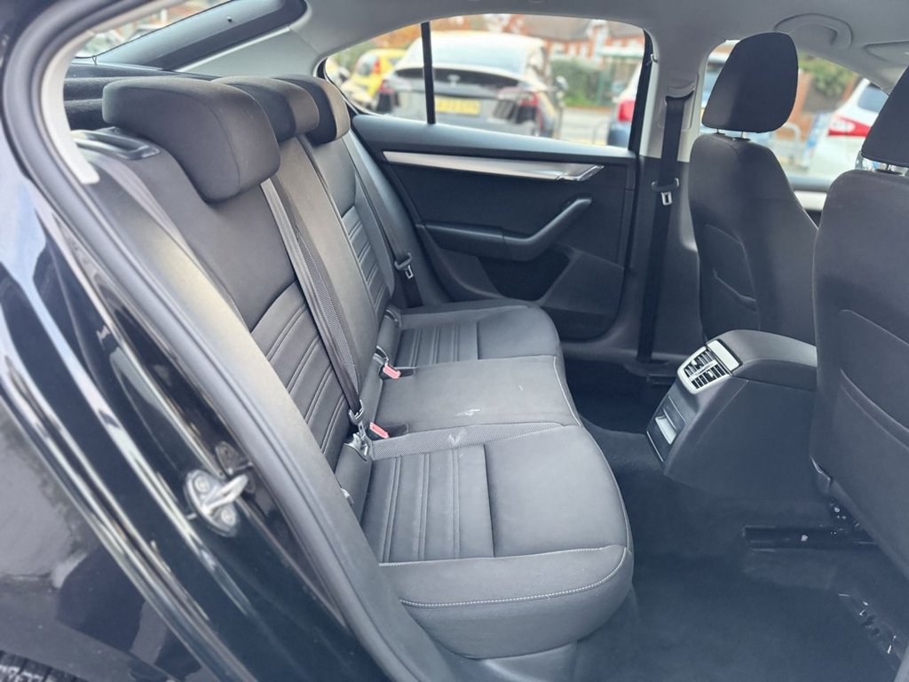 Used Skoda Octavia 2019 for sale - 76546938: Photo 14