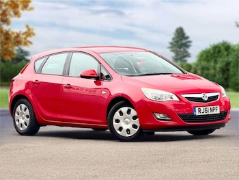 Vauxhall - Astra