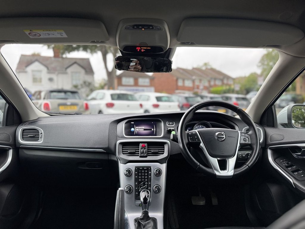 Used Volvo V40 2018 for sale - 76038783: Photo 11